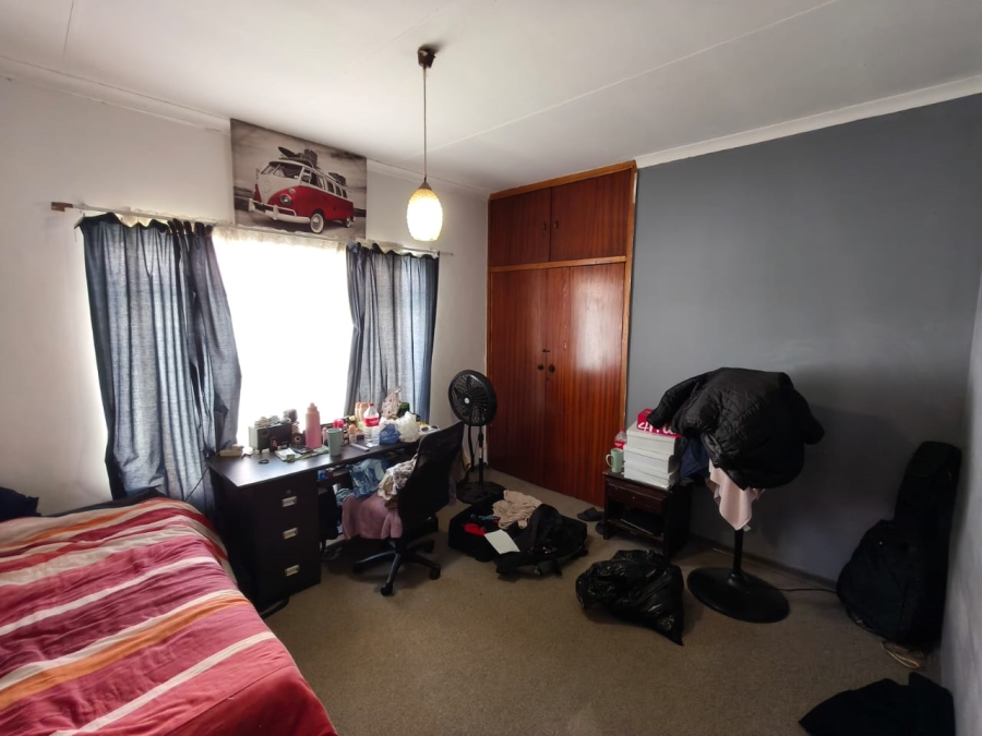 3 Bedroom Property for Sale in Protea Park North West